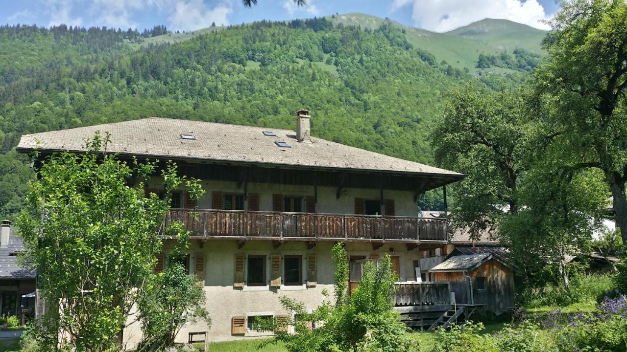 Appartement Dans Chalet 5 Chambres 130 M2 Centre Village 몽트리옹 외부 사진