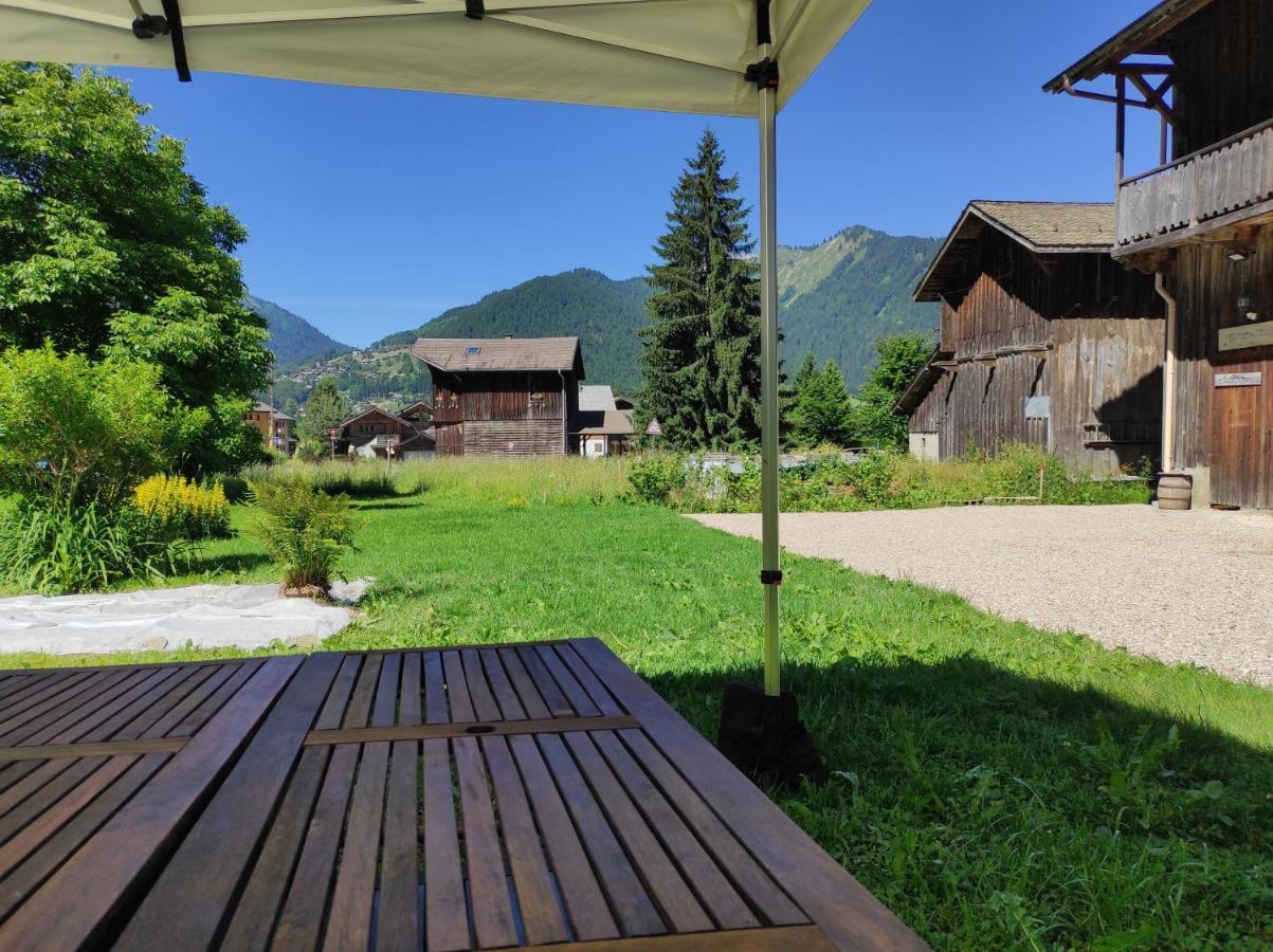 Appartement Dans Chalet 5 Chambres 130 M2 Centre Village 몽트리옹 외부 사진